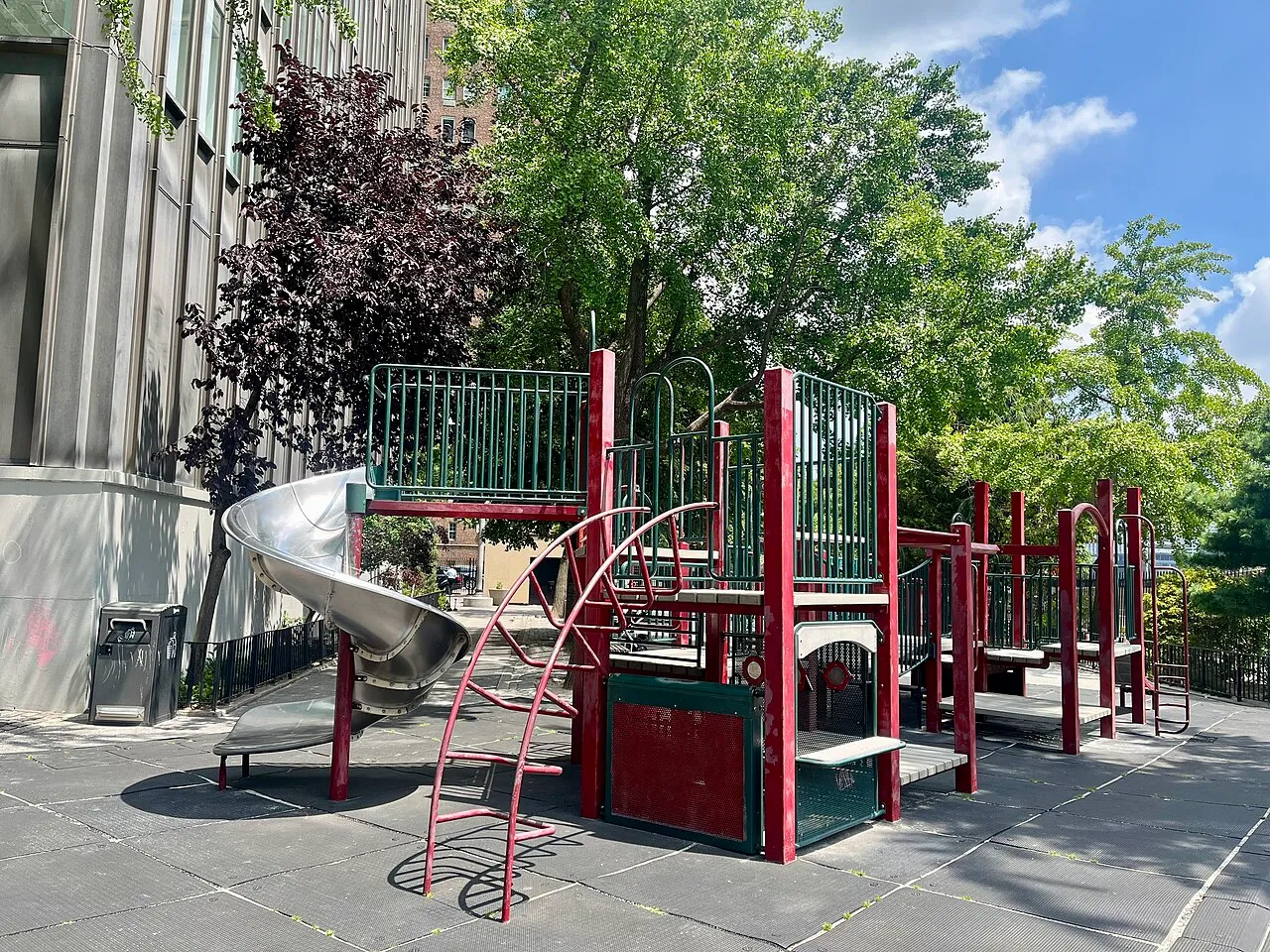 MacArthur Playground